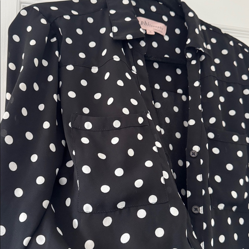 Philosophy Black and White Polka Dot Button Down Women’s Blouse, Size Medium - Picture 10 of 11